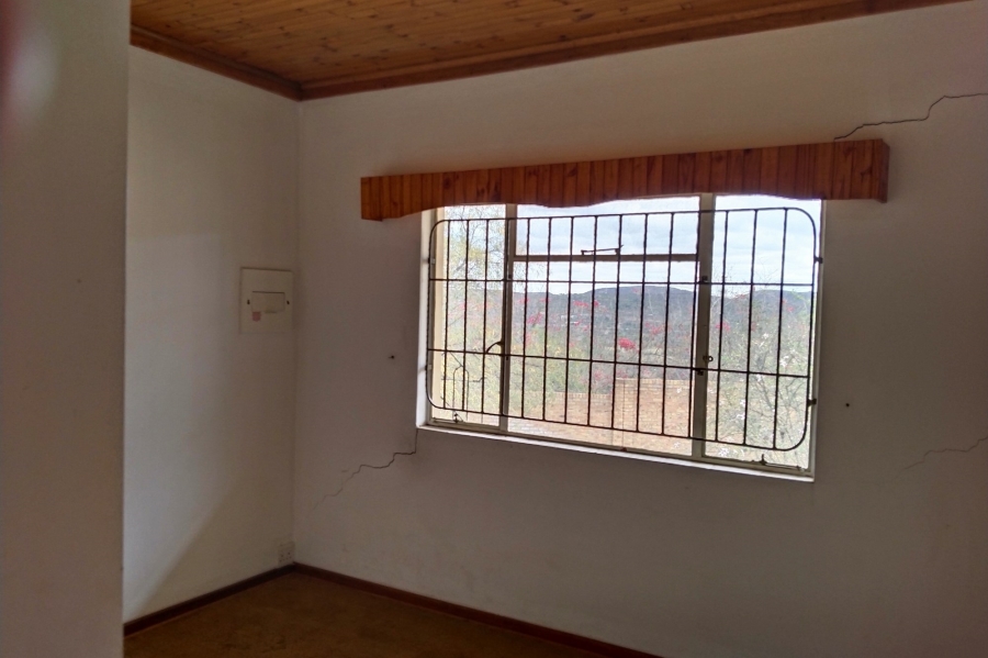 6 Bedroom Property for Sale in Hartbeespoort Rural North West